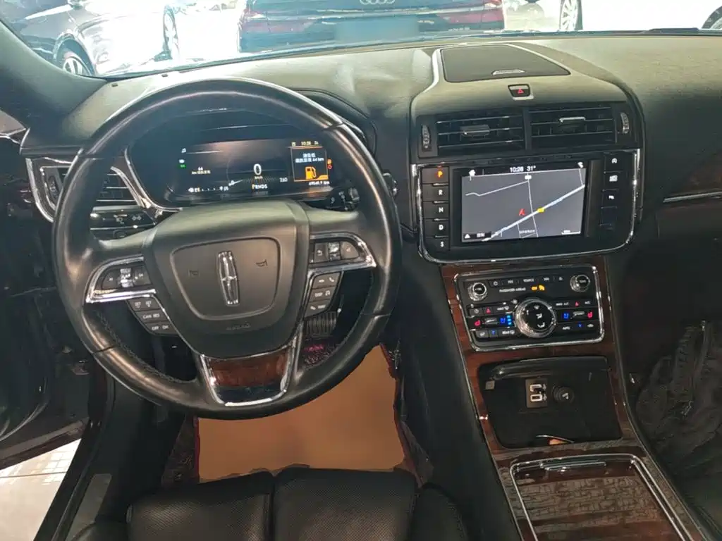 Lincoln Continental — фото 10