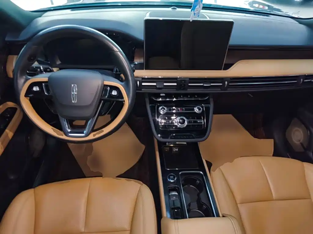 Lincoln Corsair — фото 10
