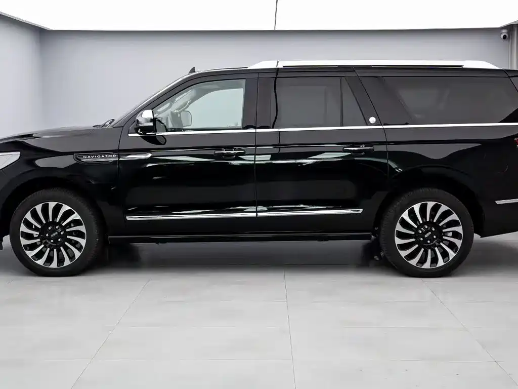 Lincoln Navigator — фото 3