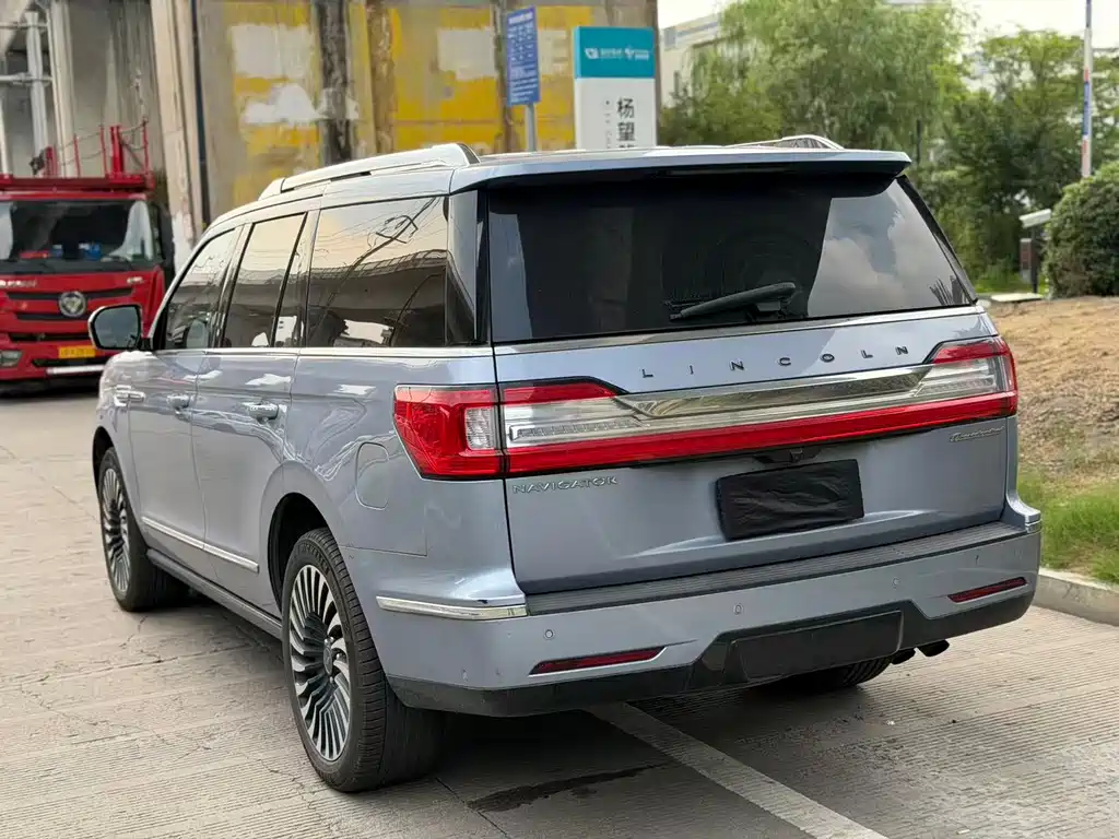 Lincoln Navigator — фото 4