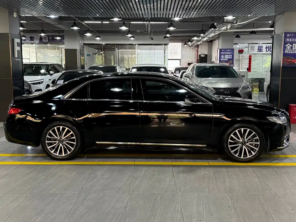 Lincoln Continental — фото 4