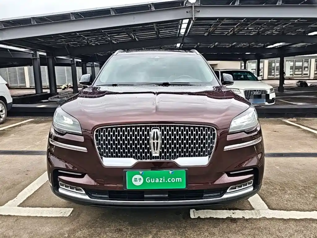 Lincoln Aviator (Import) — фото 3