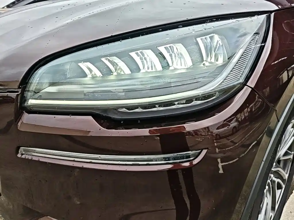Lincoln Aviator (Import) — фото 24