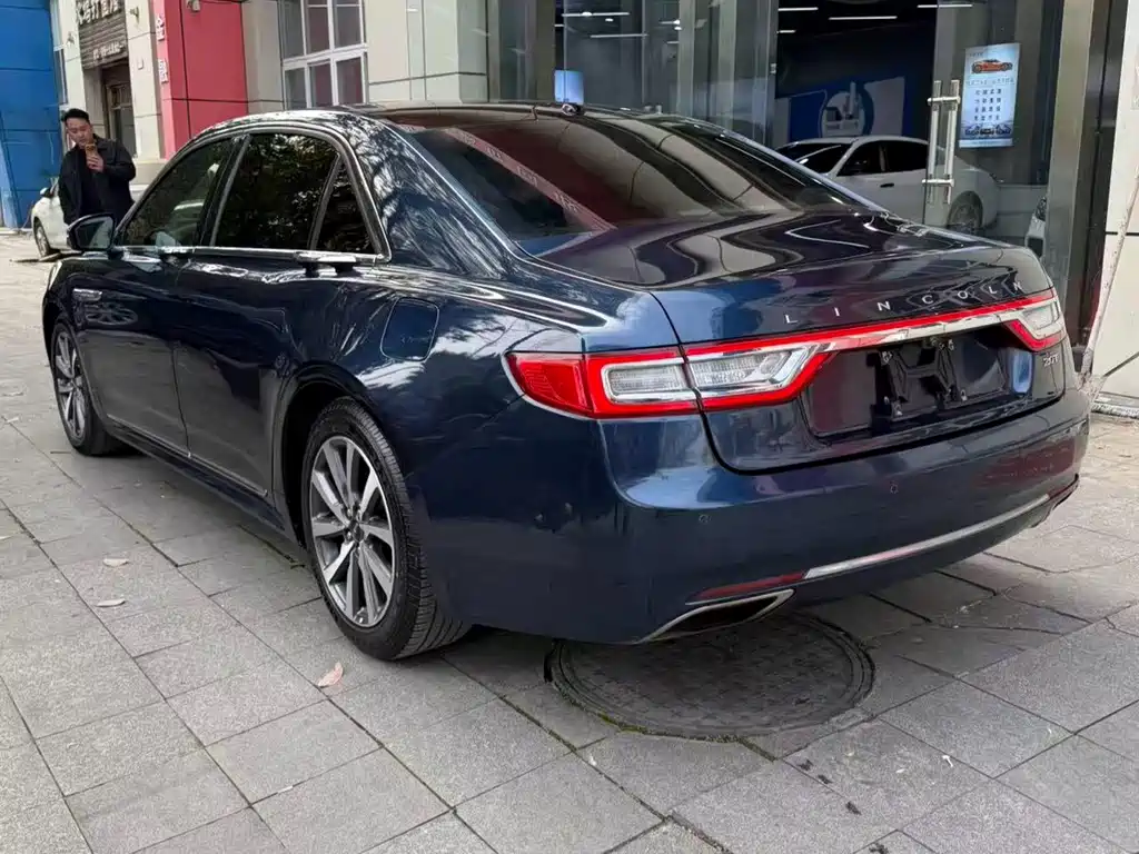 Lincoln Continental — фото 6