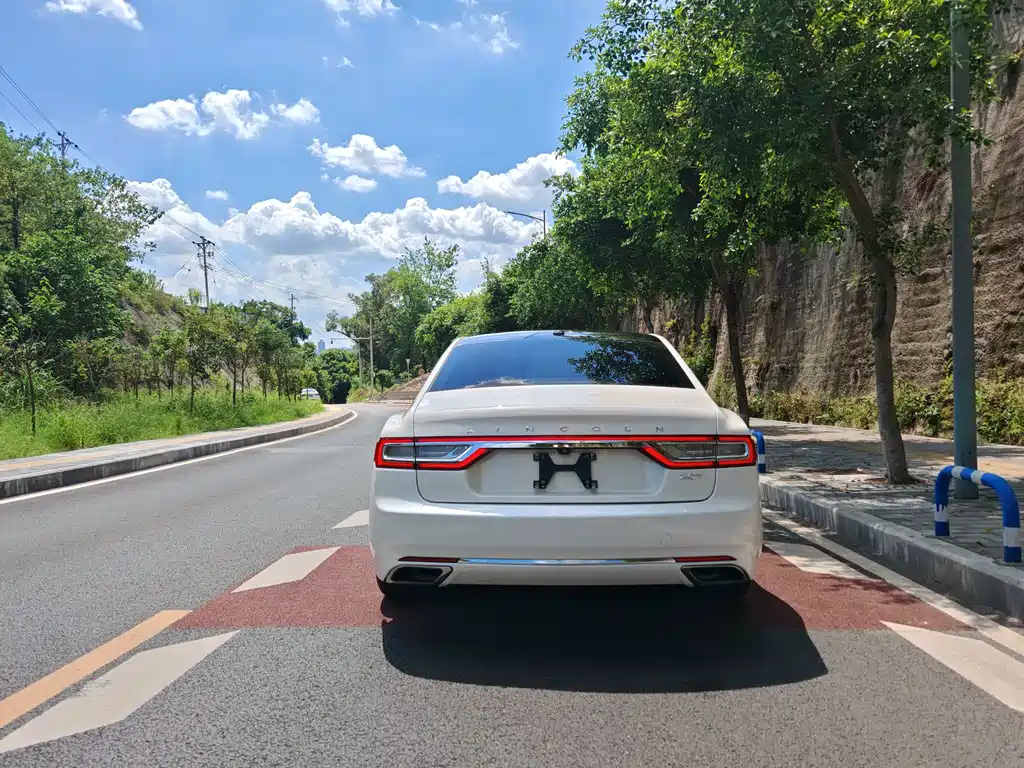 Lincoln Continental — фото 8