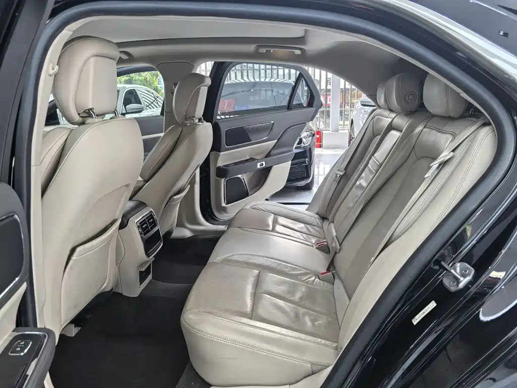 Lincoln Continental — фото 10