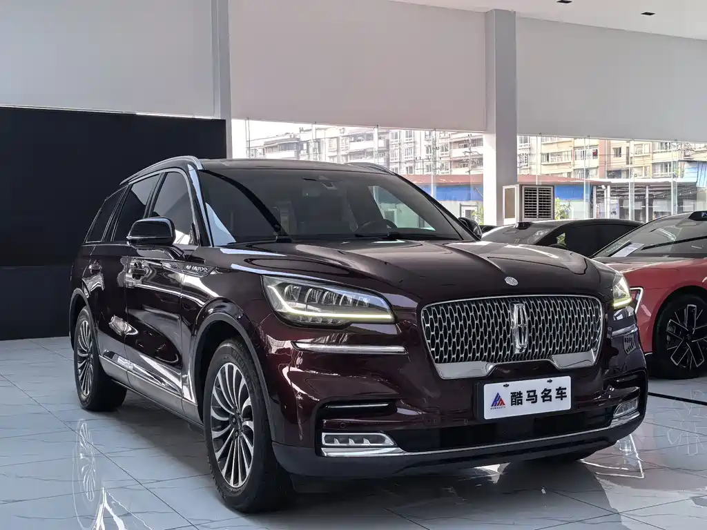 Lincoln Aviator — фото 3