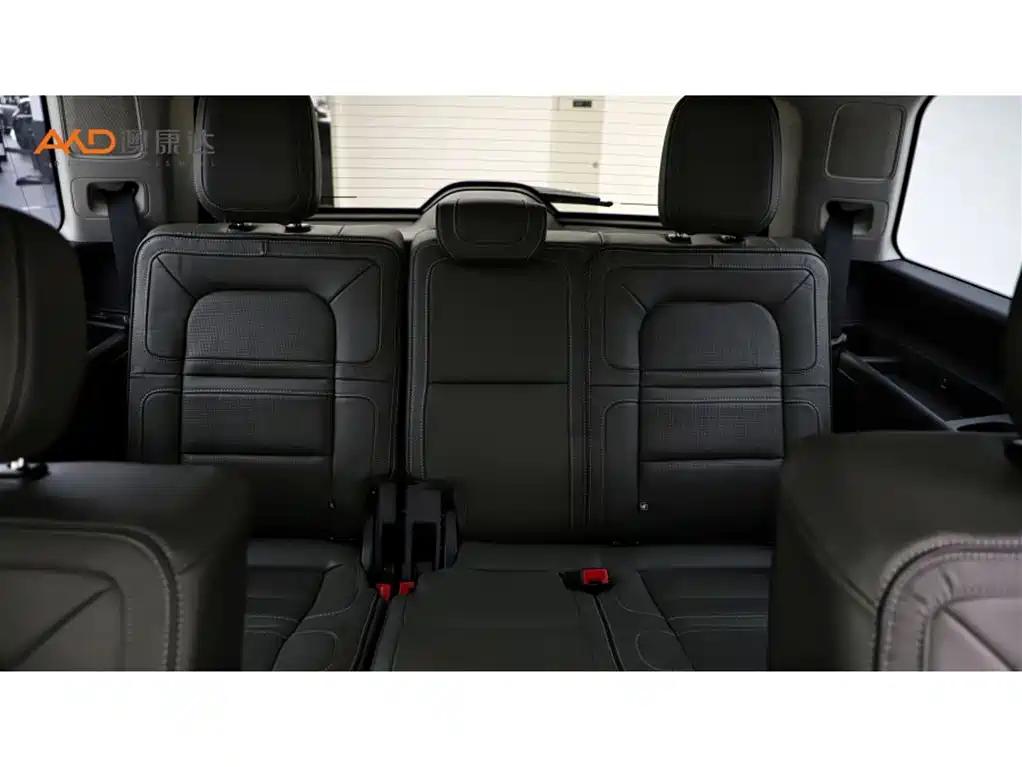 Lincoln Navigator — фото 9