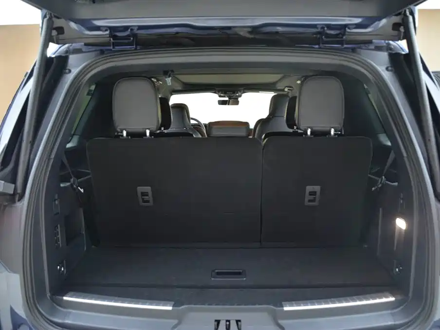 Lincoln Navigator — фото 14