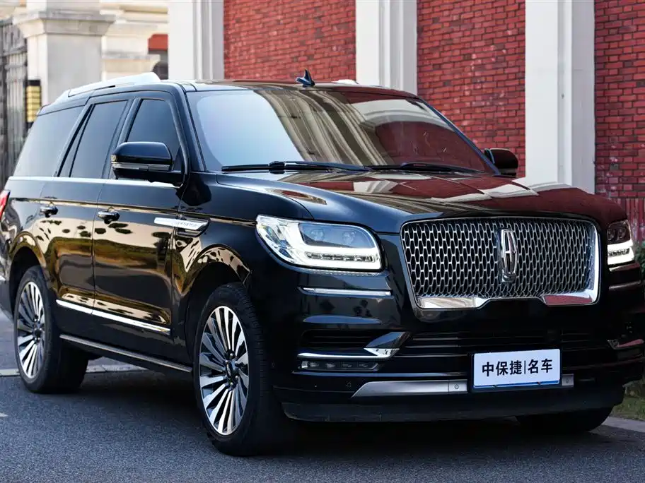 Lincoln Navigator — фото 2