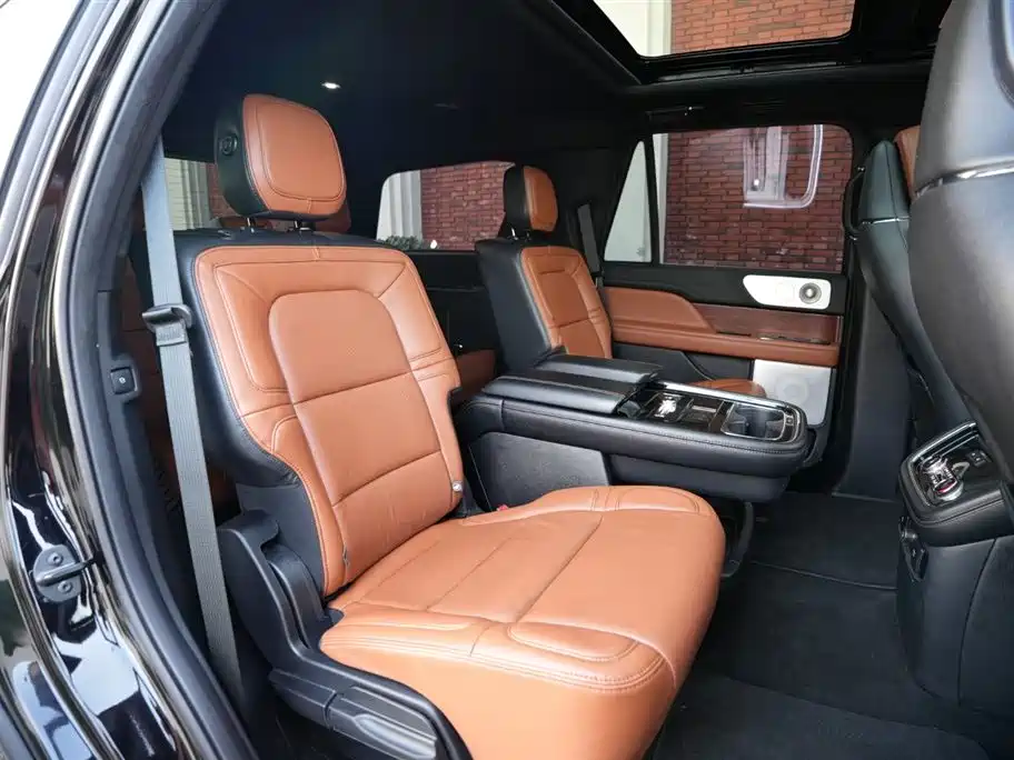 Lincoln Navigator — фото 10