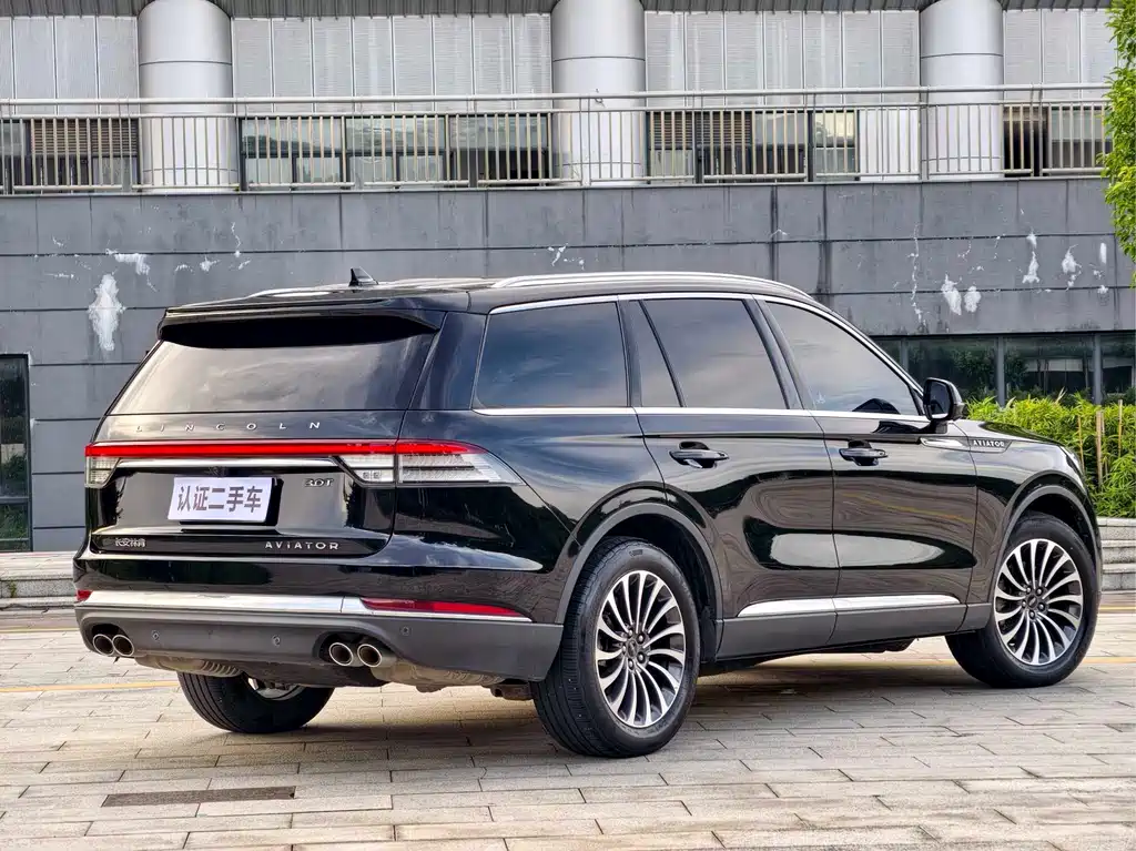 Lincoln Aviator — фото 4