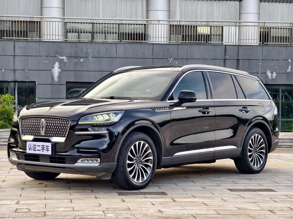 Lincoln Aviator