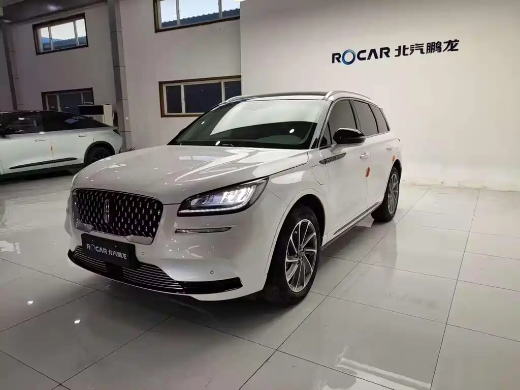 Lincoln Corsair Hybrid — фото 18