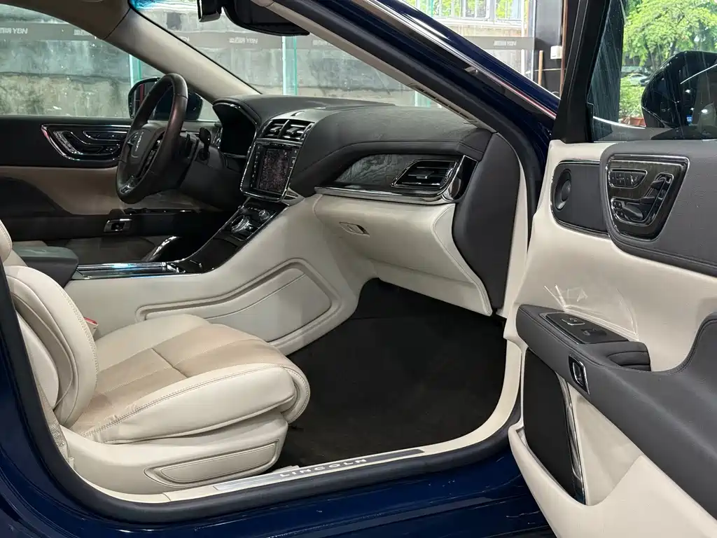 Lincoln Continental — фото 9