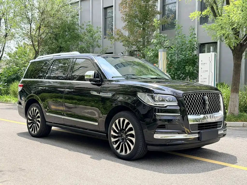 Lincoln Navigator — фото 3