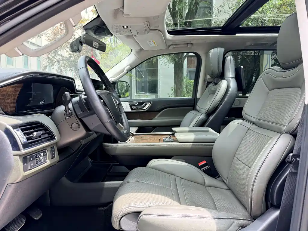 Lincoln Navigator — фото 4