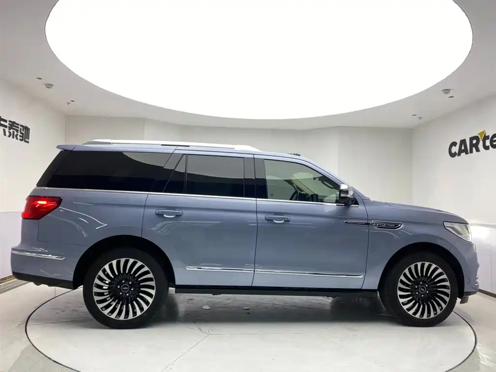 Lincoln Navigator — фото 4