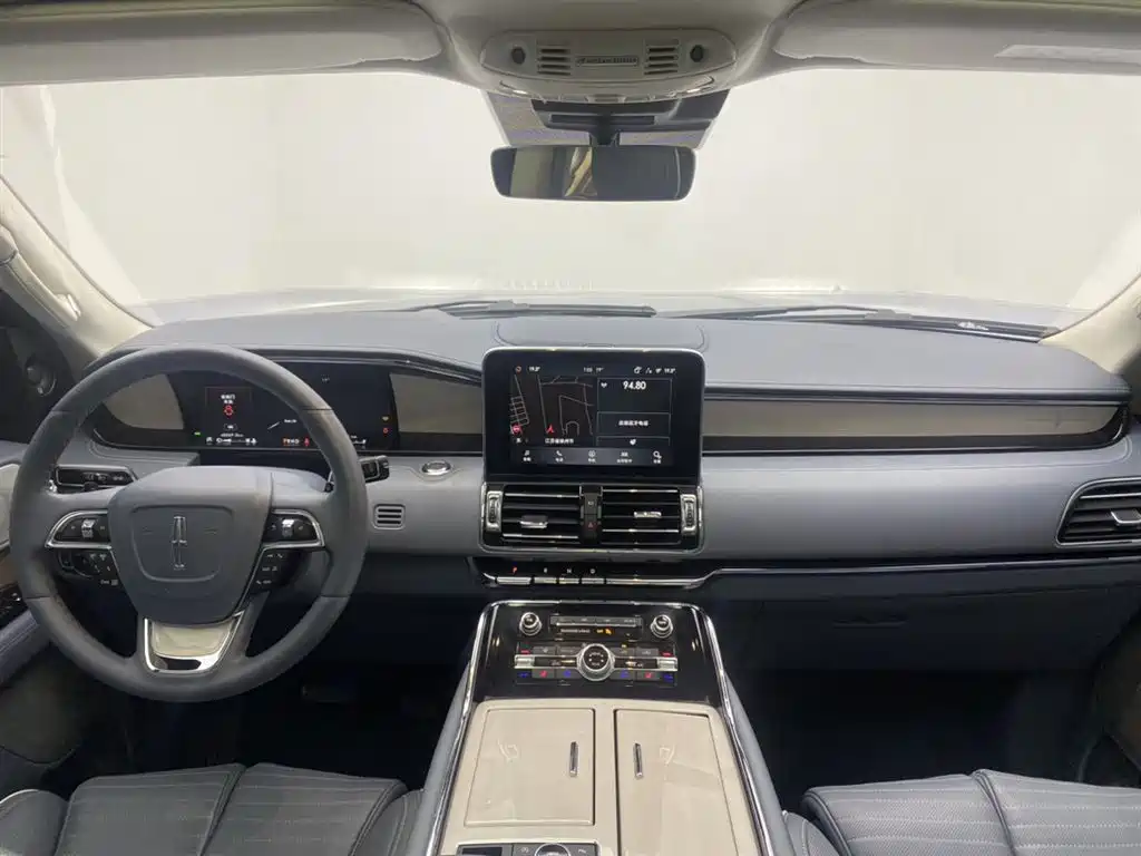 Lincoln Navigator — фото 13