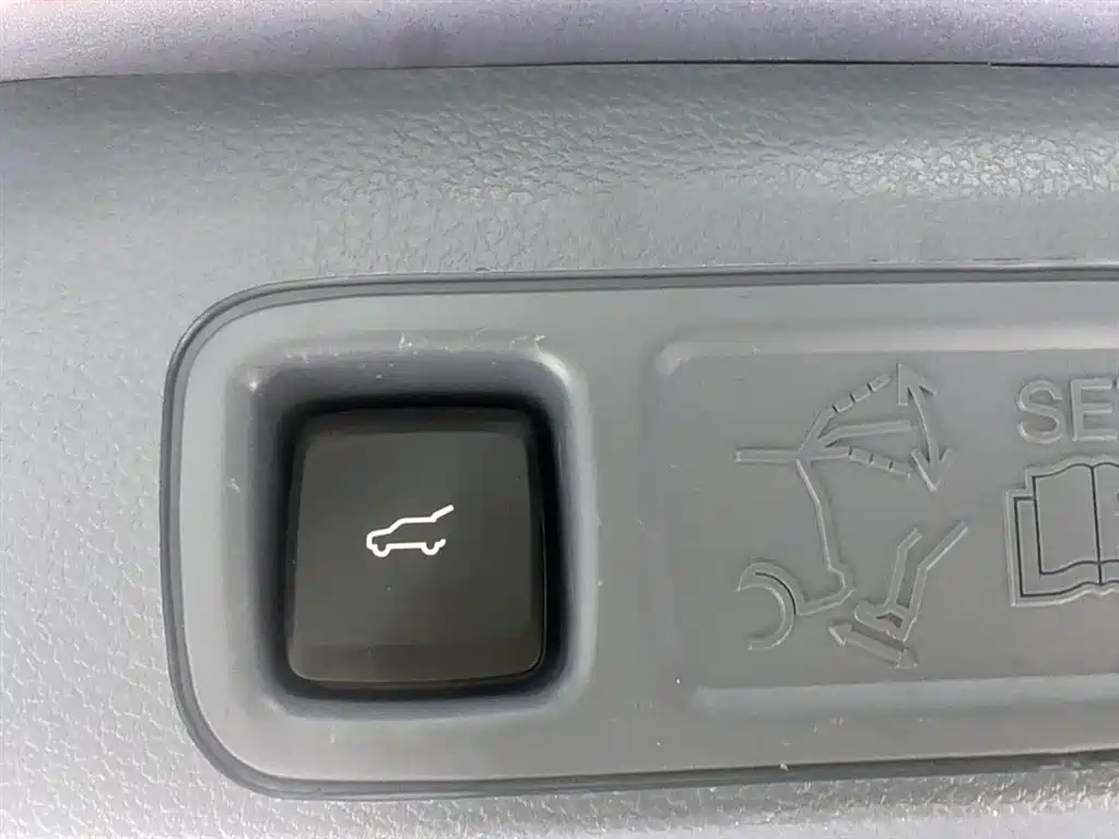 Lincoln Navigator — фото 28