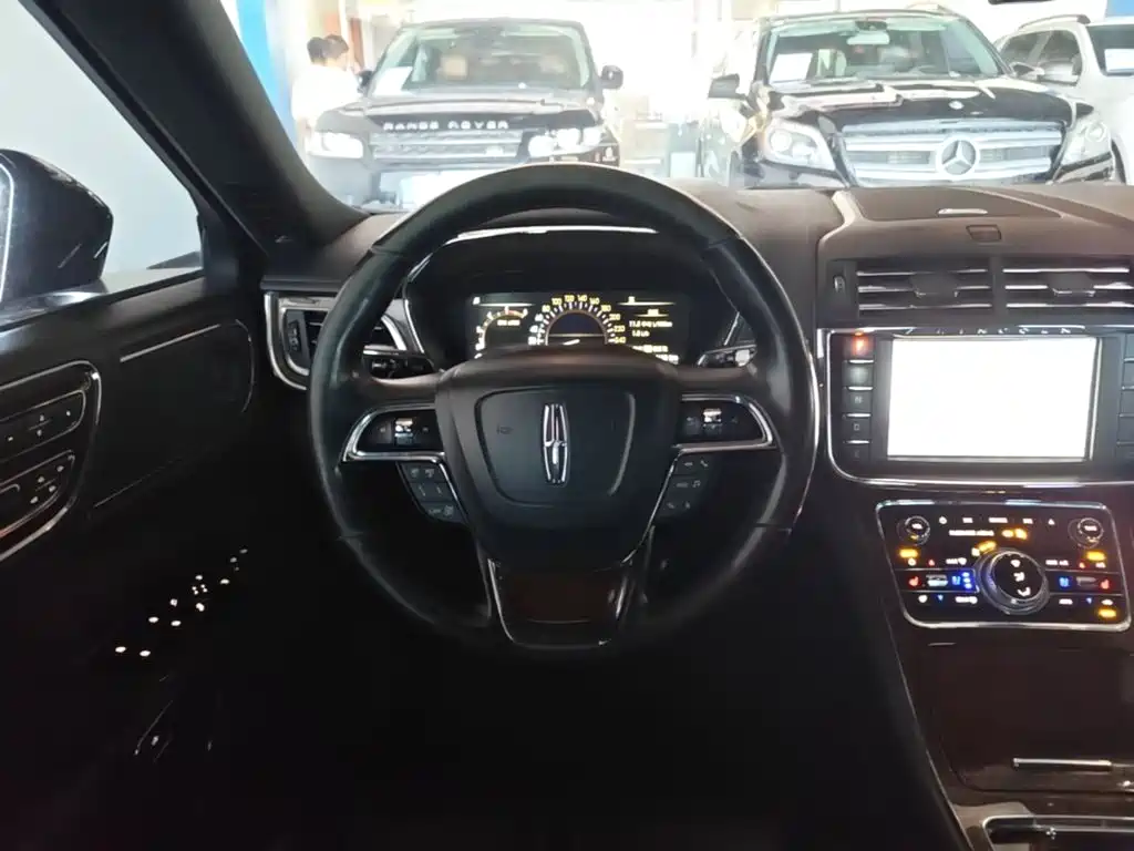 Lincoln Continental — фото 11