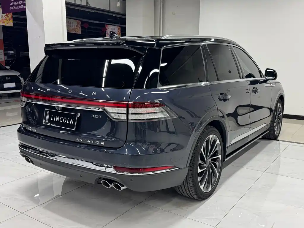 Lincoln Aviator — фото 4