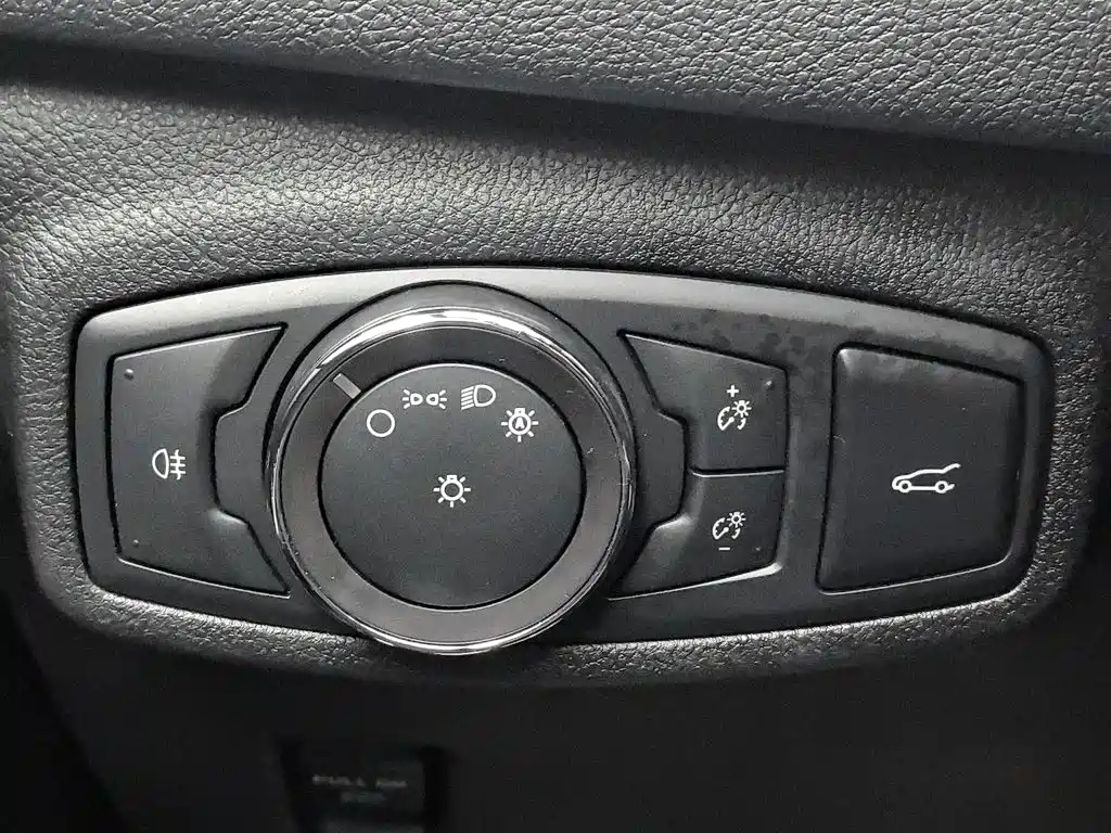 Lincoln MKC — фото 21