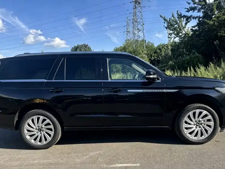 Lincoln Navigator — фото 4