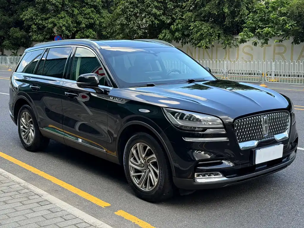 Lincoln Aviator — фото 3