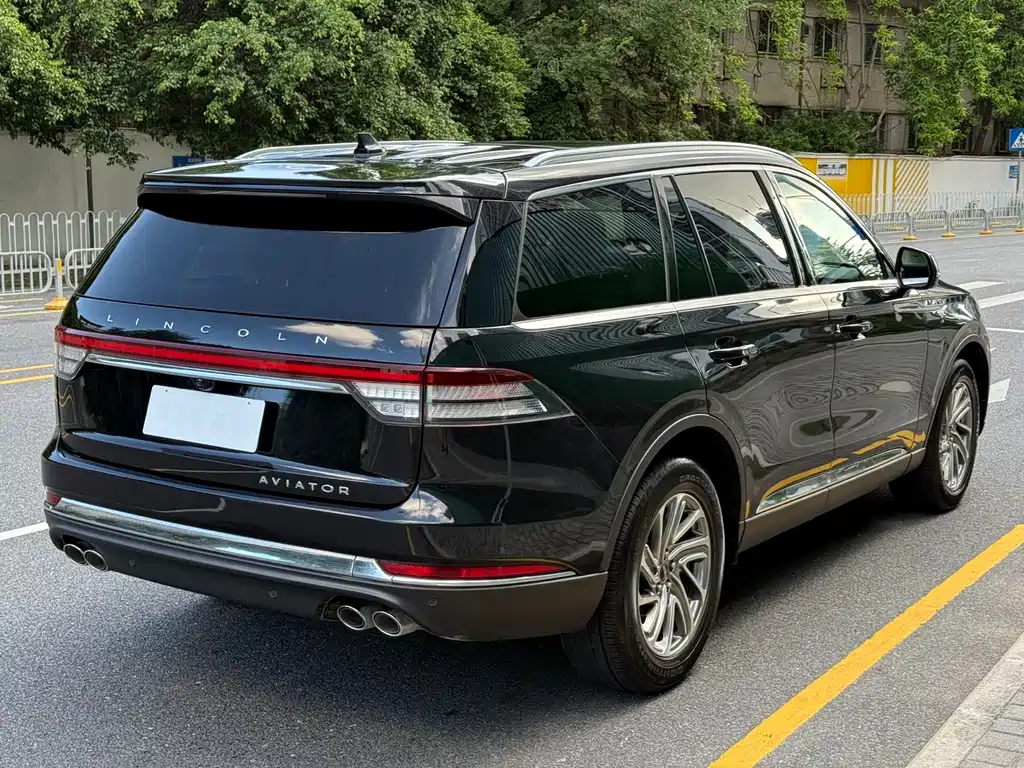 Lincoln Aviator — фото 4