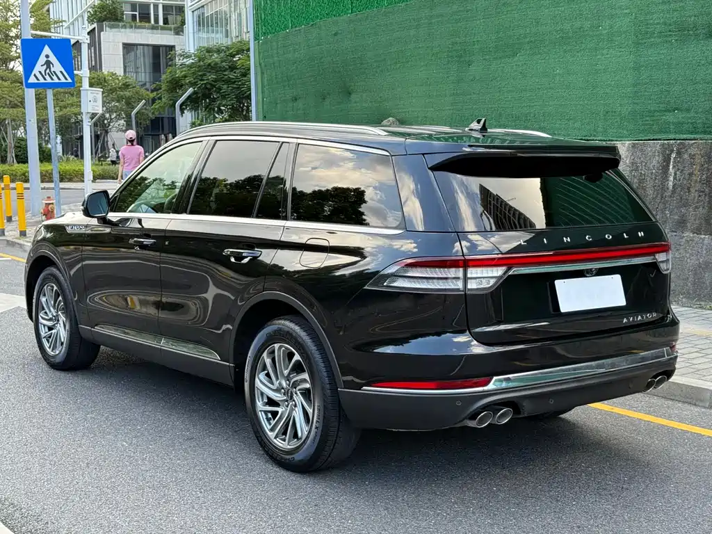 Lincoln Aviator — фото 6