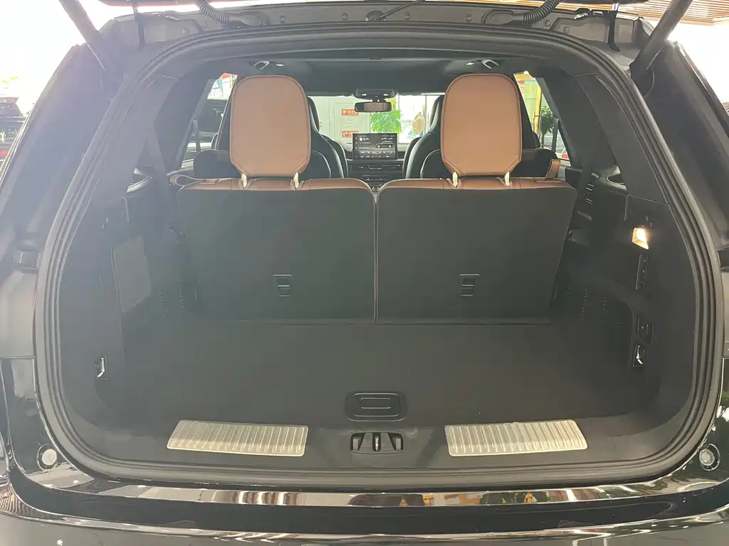 Lincoln Aviator — фото 13