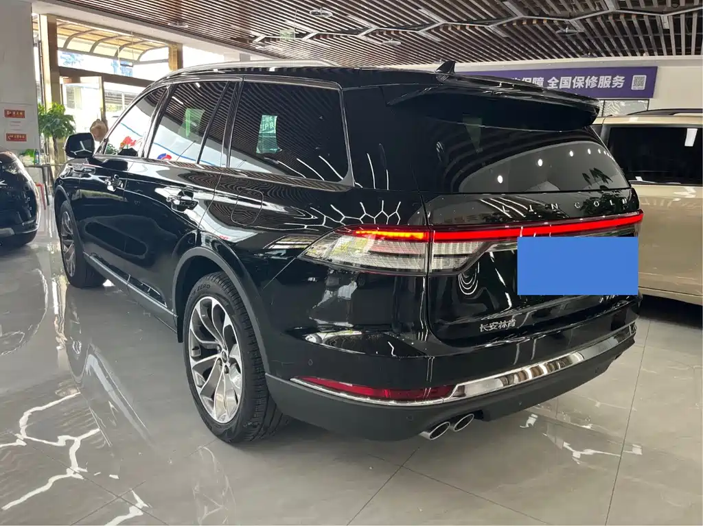 Lincoln Aviator — фото 3