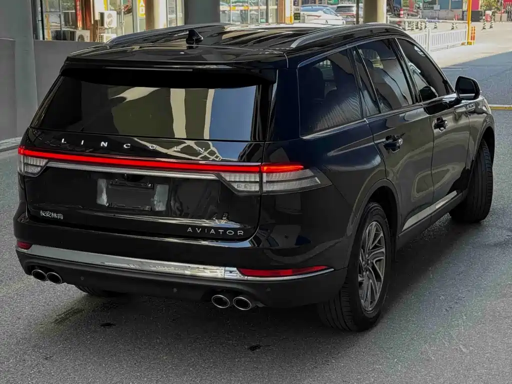 Lincoln Aviator (Import) — фото 4