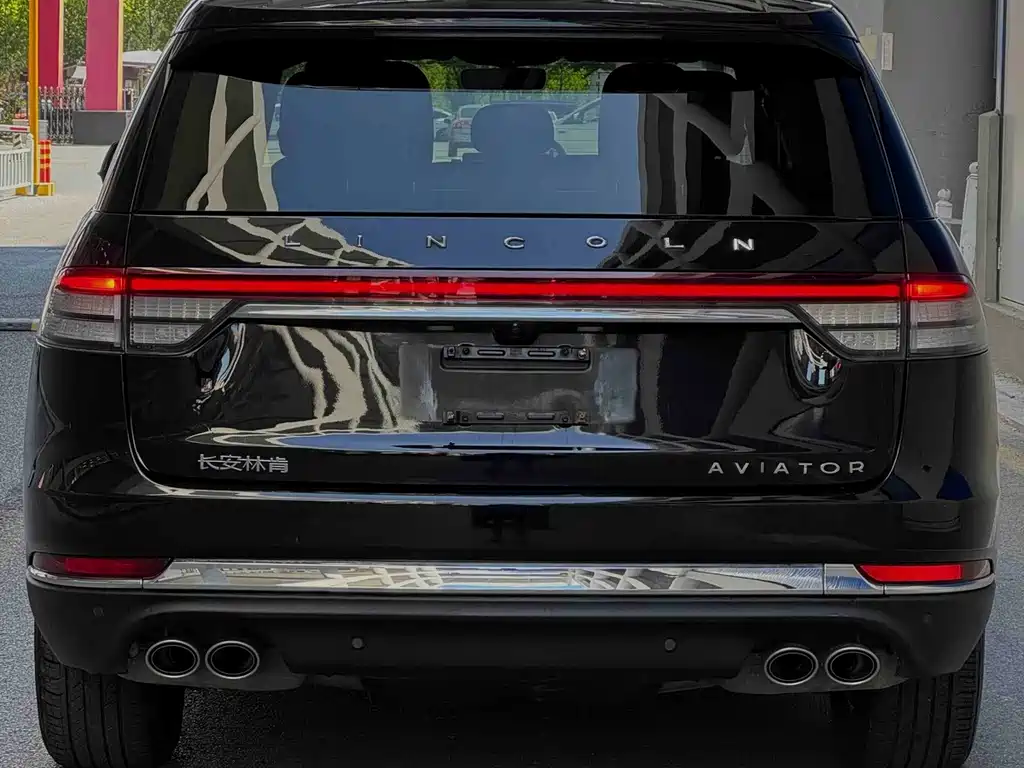 Lincoln Aviator (Import) — фото 5