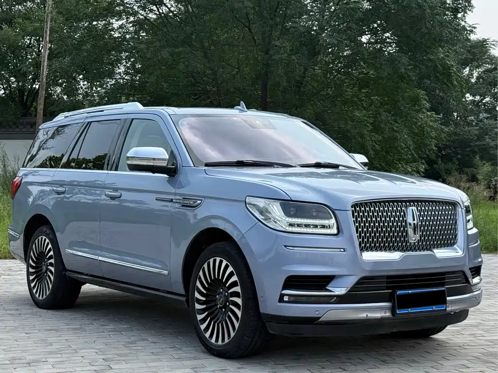 Lincoln Navigator — фото 3