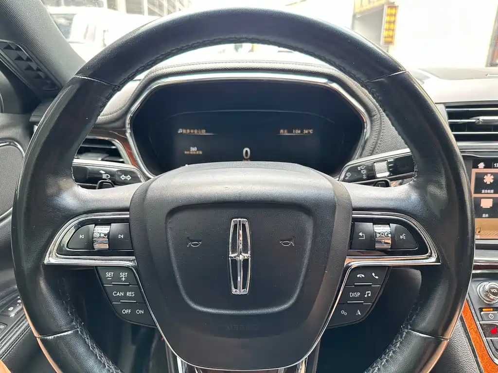 Lincoln Continental — фото 6
