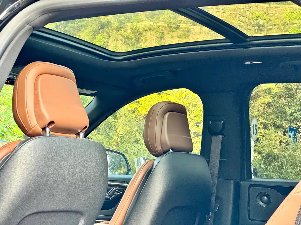 Lincoln Aviator — фото 13