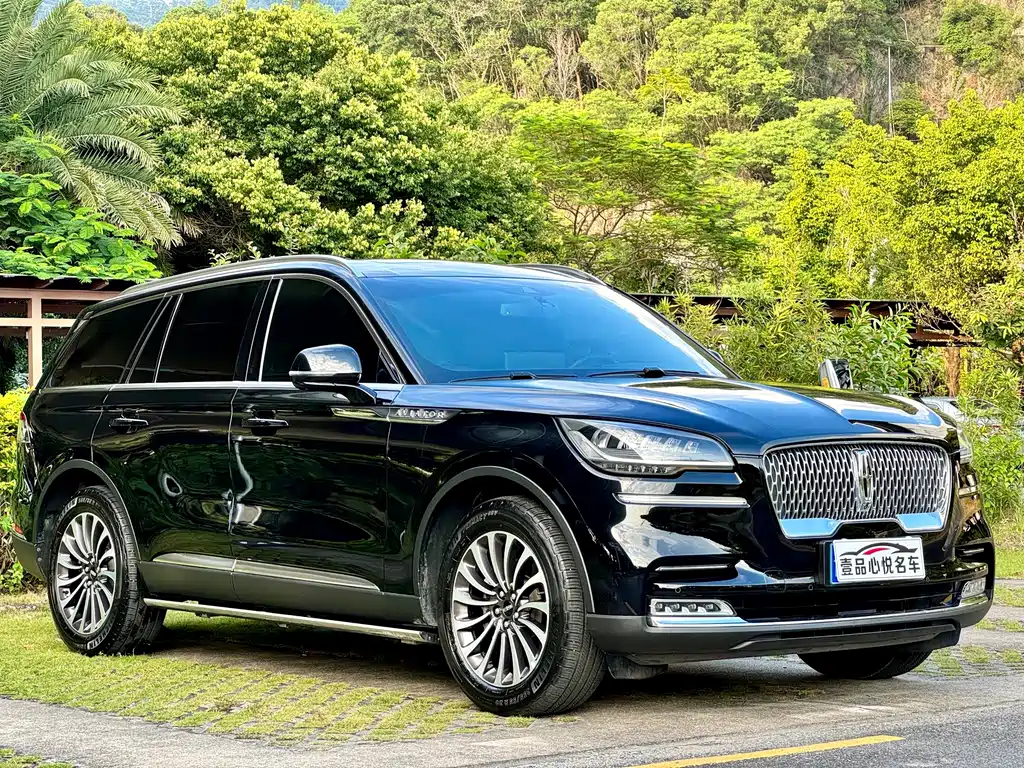 Lincoln Aviator — фото 3