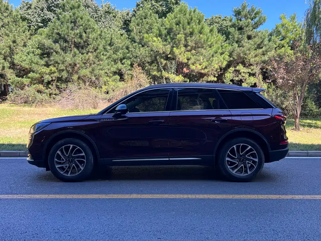 Lincoln Corsair — фото 3