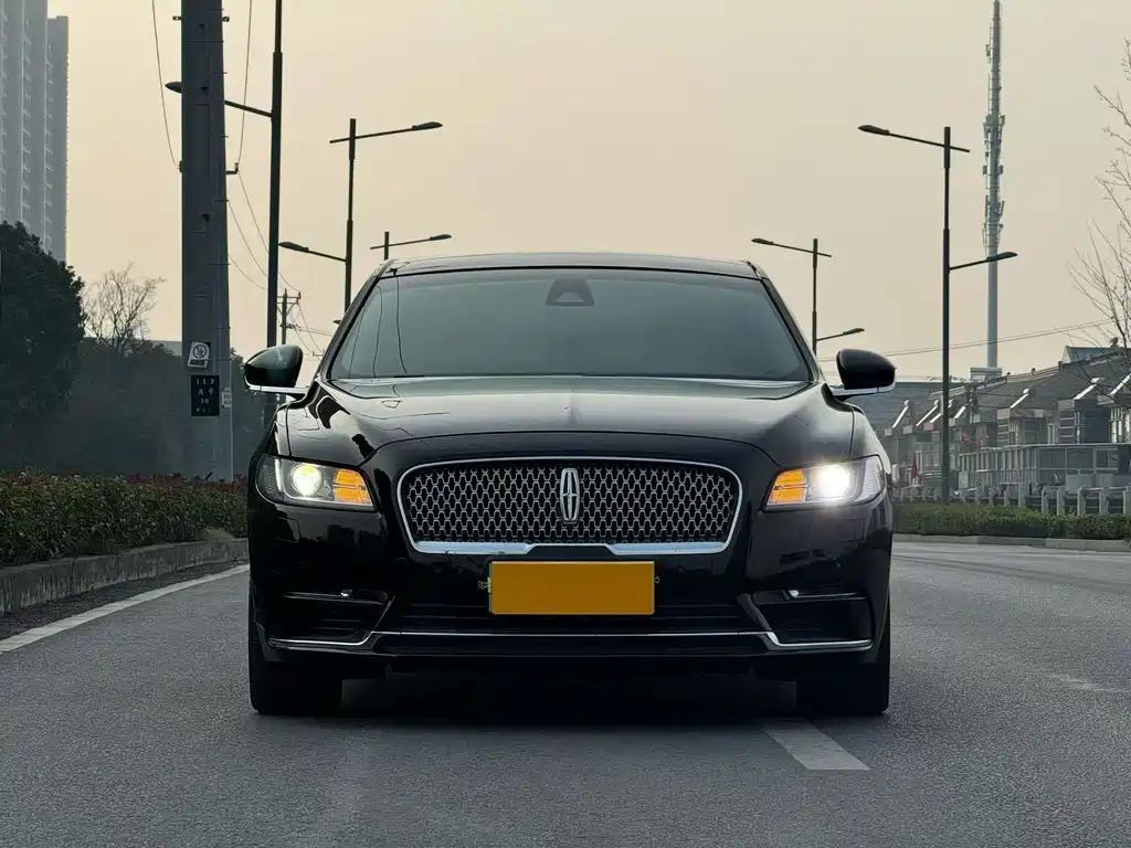 Lincoln Continental — фото 2