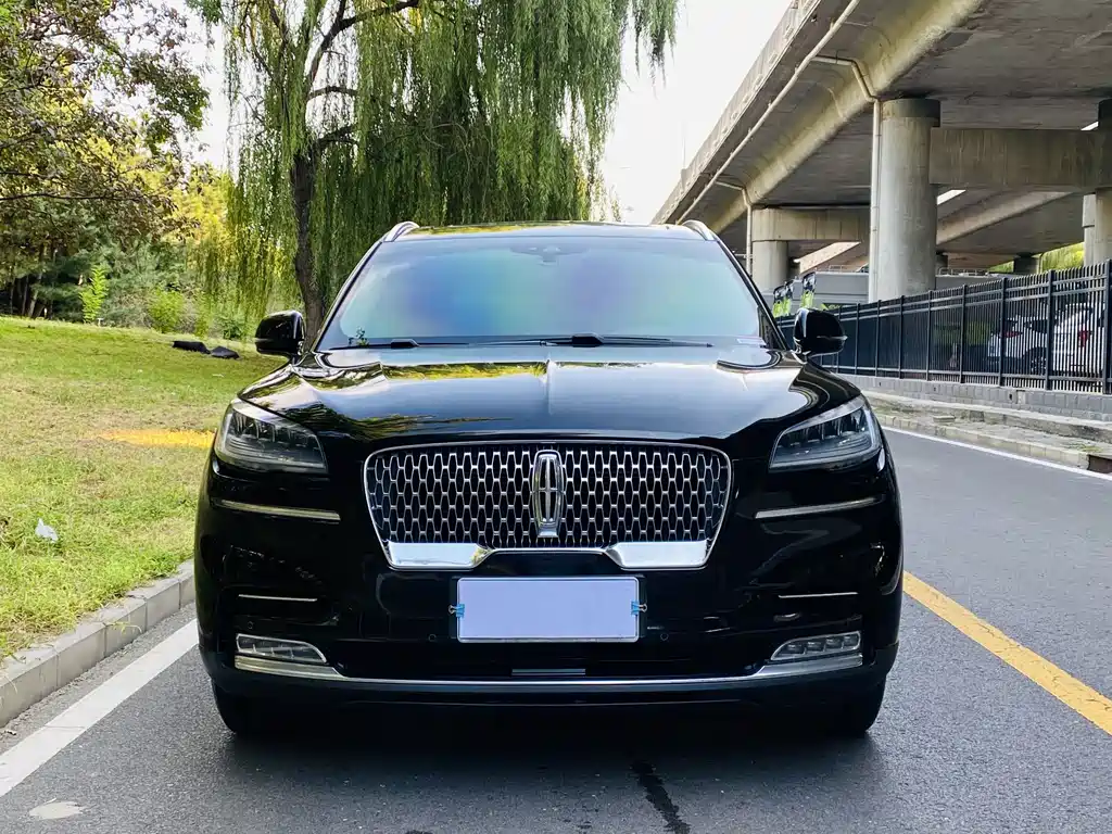 Lincoln Aviator — фото 3
