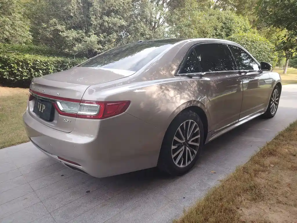 Lincoln Continental — фото 6