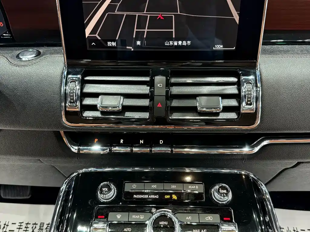 Lincoln Navigator — фото 10