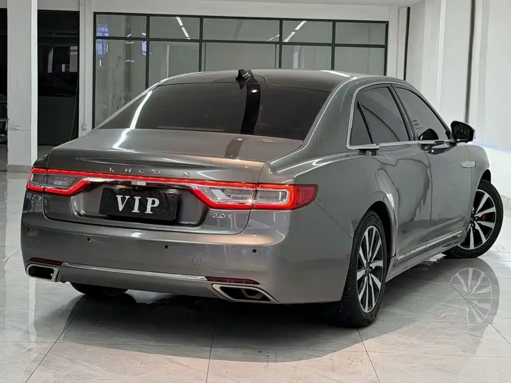 Lincoln Continental — фото 9