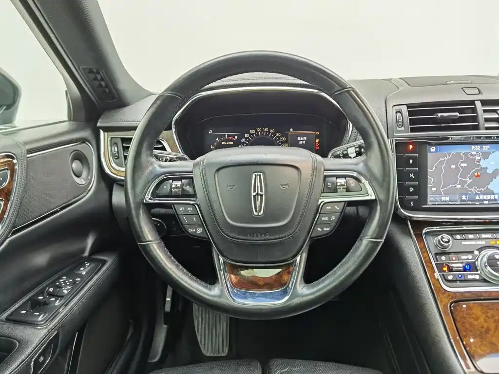 Lincoln Continental — фото 11