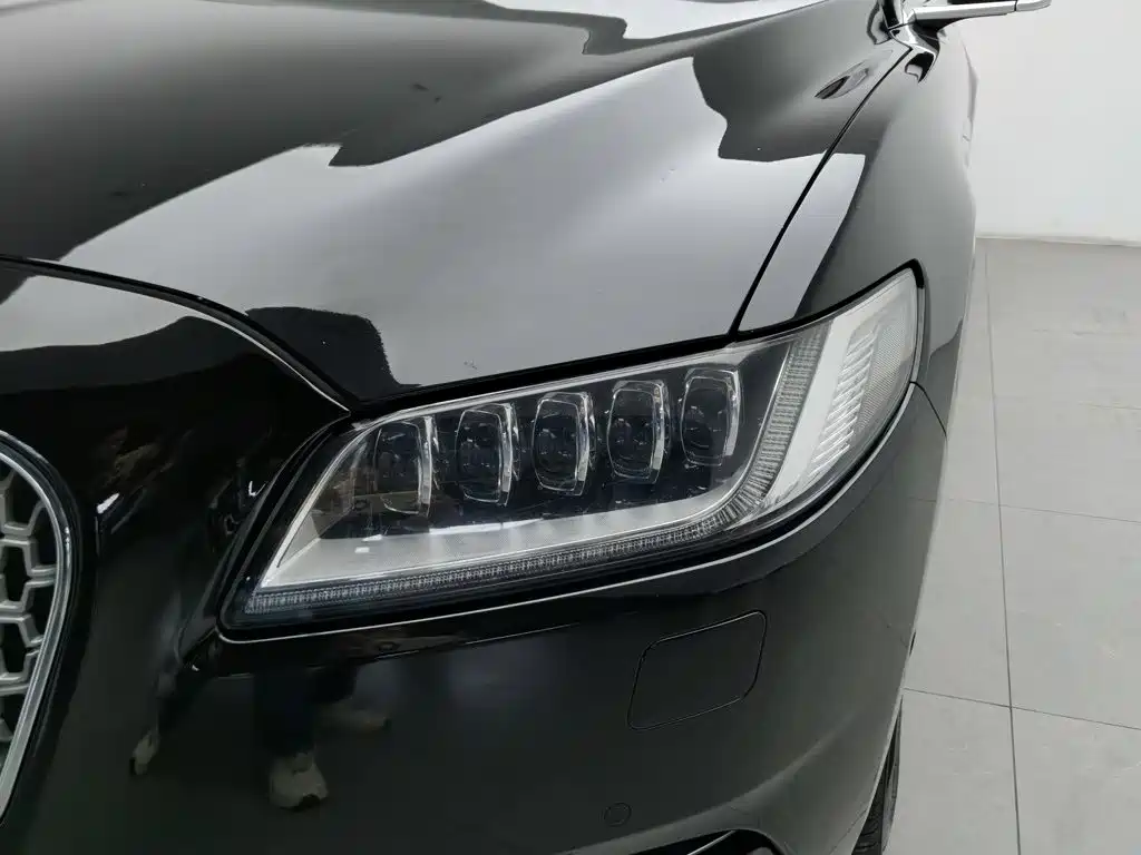 Lincoln Continental — фото 7