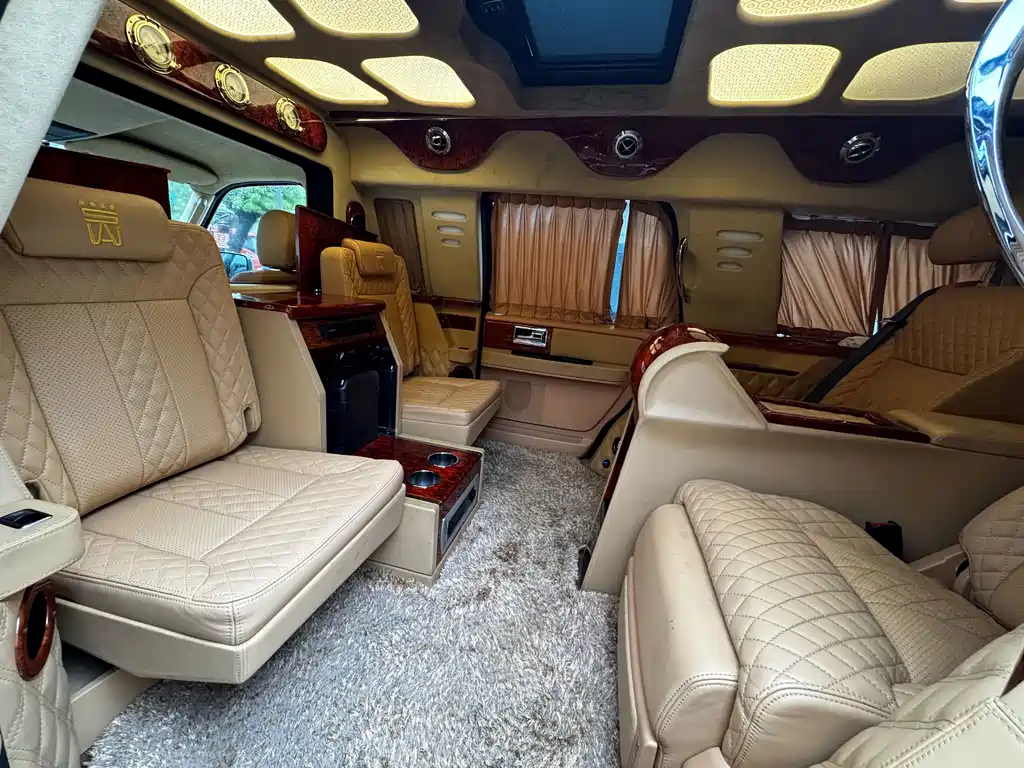 Lincoln Navigator — фото 14