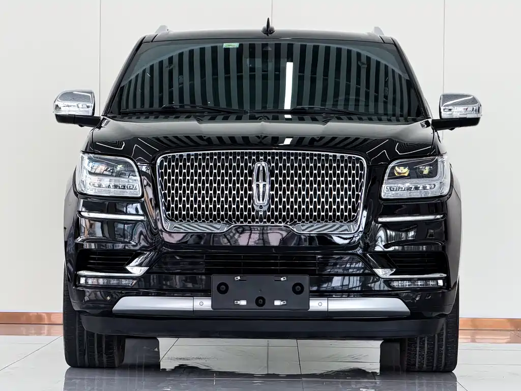 Lincoln Navigator — фото 2