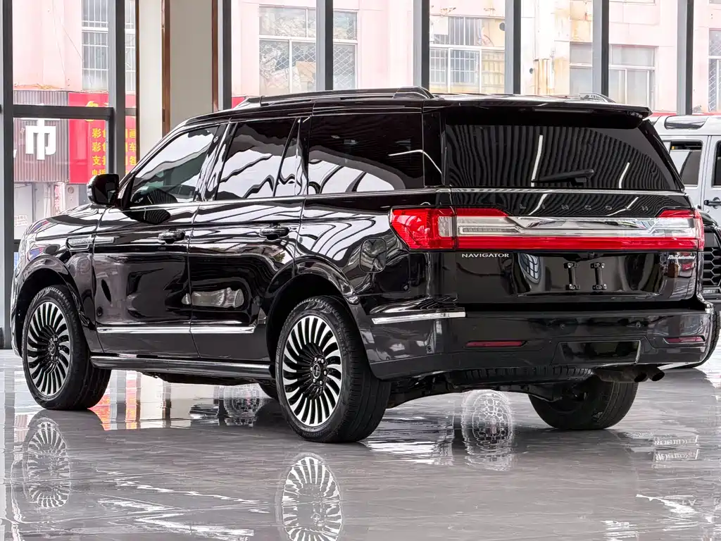 Lincoln Navigator — фото 4